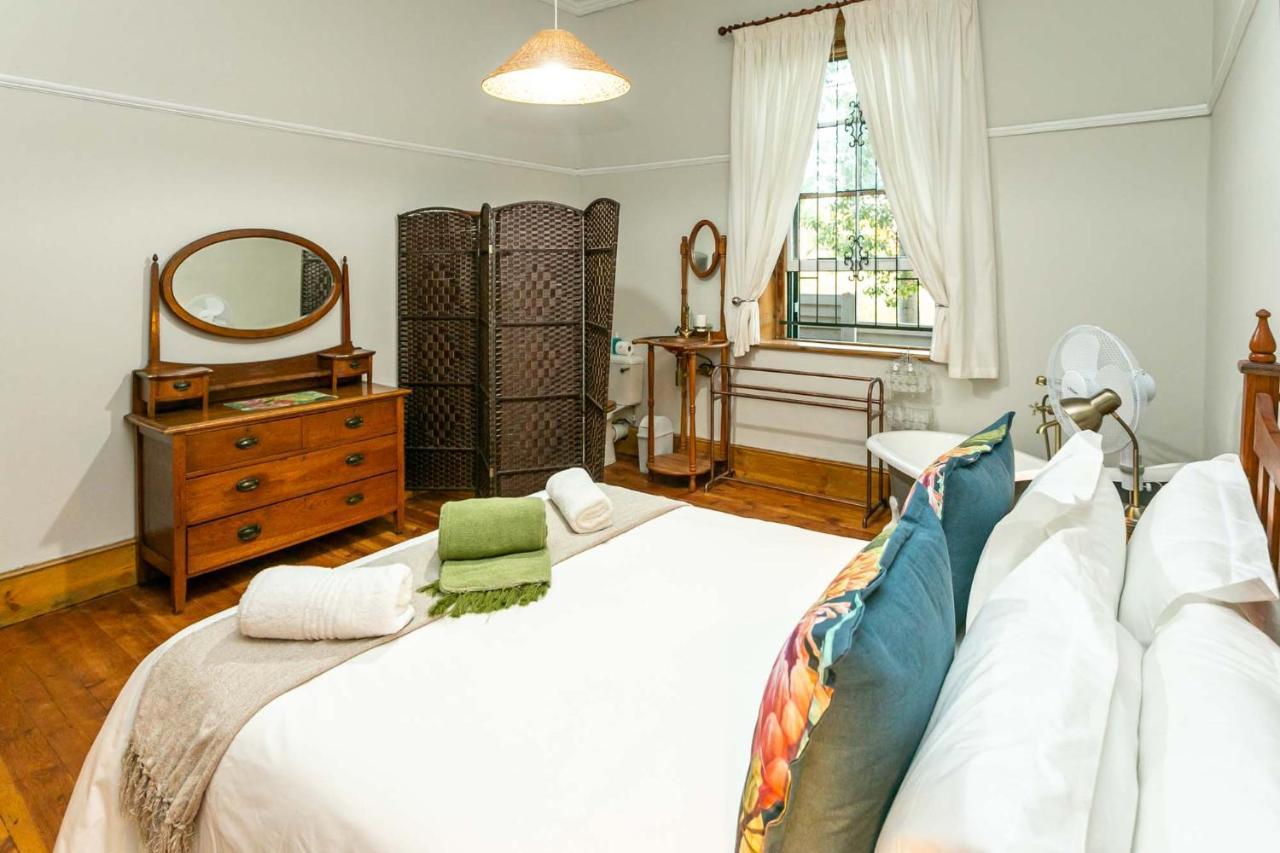 Willa Ravenscliff Self Catering Oudtshoorn Zewnętrze zdjęcie